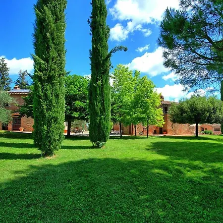 Appartamento Montecchio Sleeps 6 With Pool And Air Con Cortona