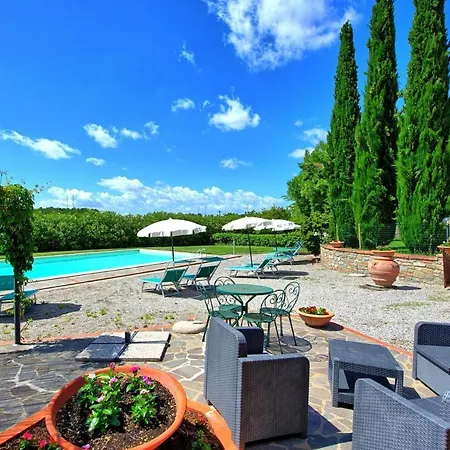 Appartamento Montecchio Sleeps 6 With Pool And Air Con Cortona