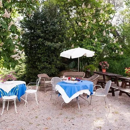 Montecchio Sleeps 6 With Pool And Air Con Appartamento *