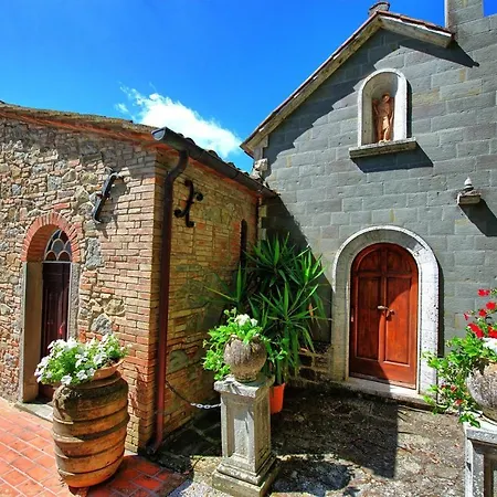 Montecchio Sleeps 6 With Pool And Air Con Apartment *