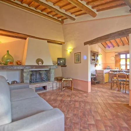 Montecchio Sleeps 6 With Pool And Air Con Apartment