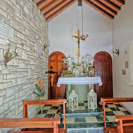 Montecchio Sleeps 6 With Pool And Air Con Cortona